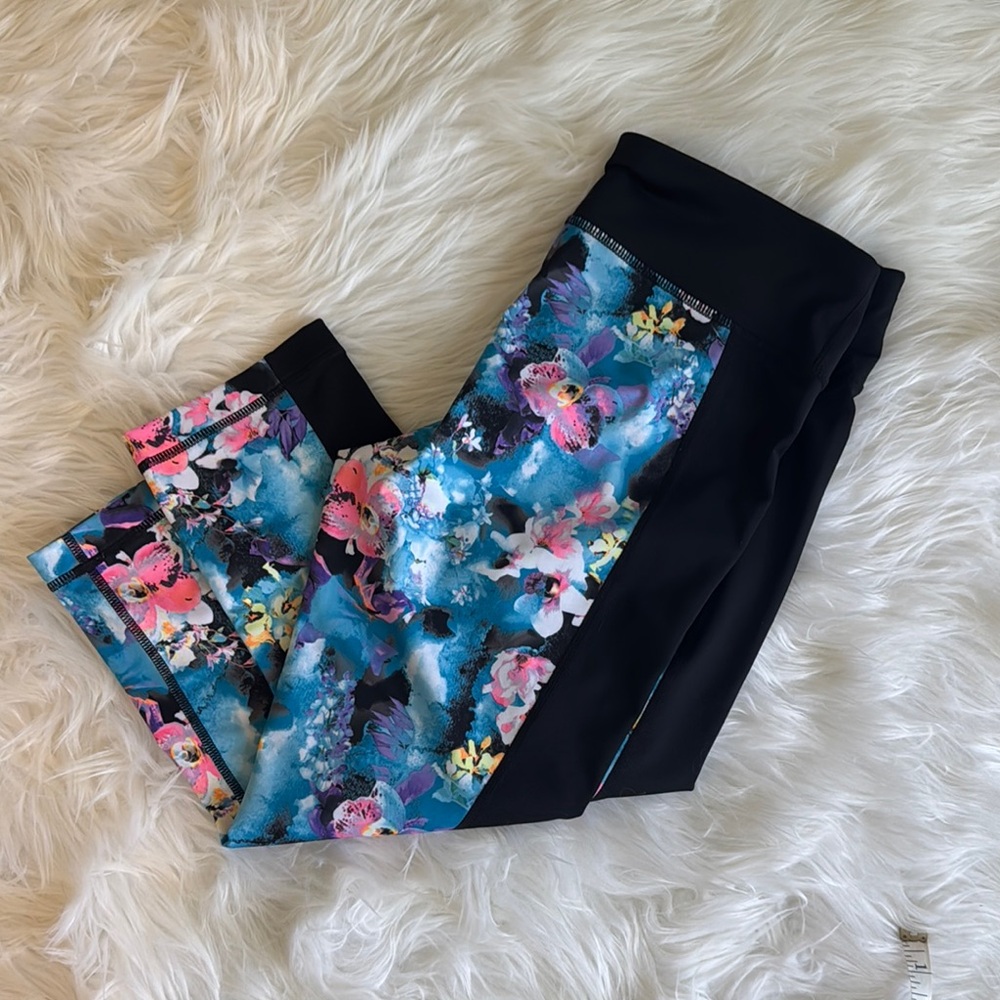 Floral Print Capri Leggings